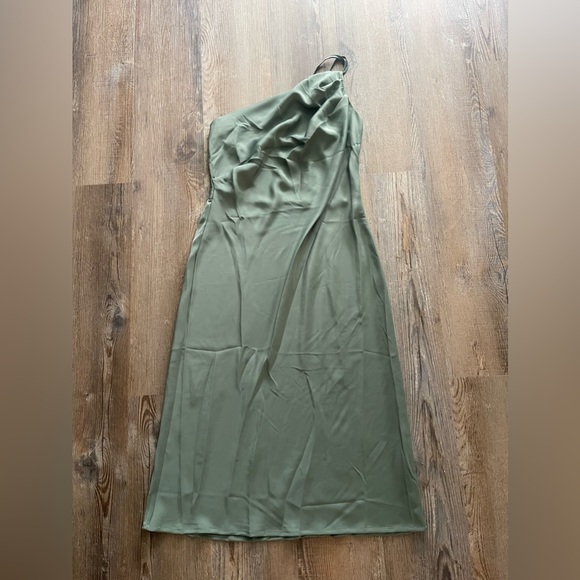 One shoulder midi satin wedding guest dress - Picture 3 of 6